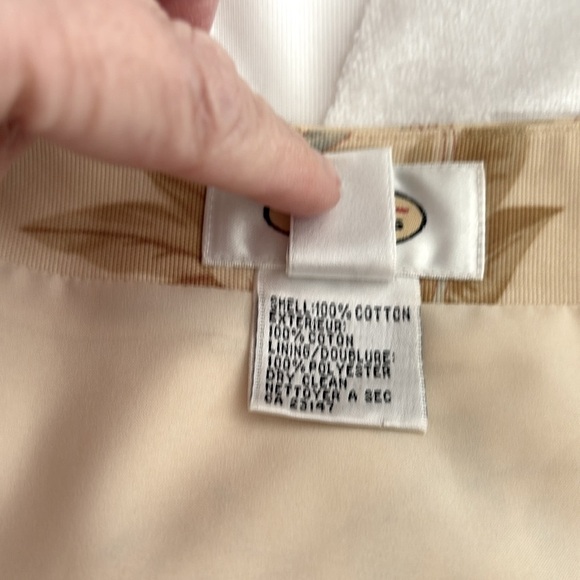 Talbots Floral Pastel Cream/Butter Yellow A-Line Skirt. Front Buttons. Size 14. - Picture 8 of 10